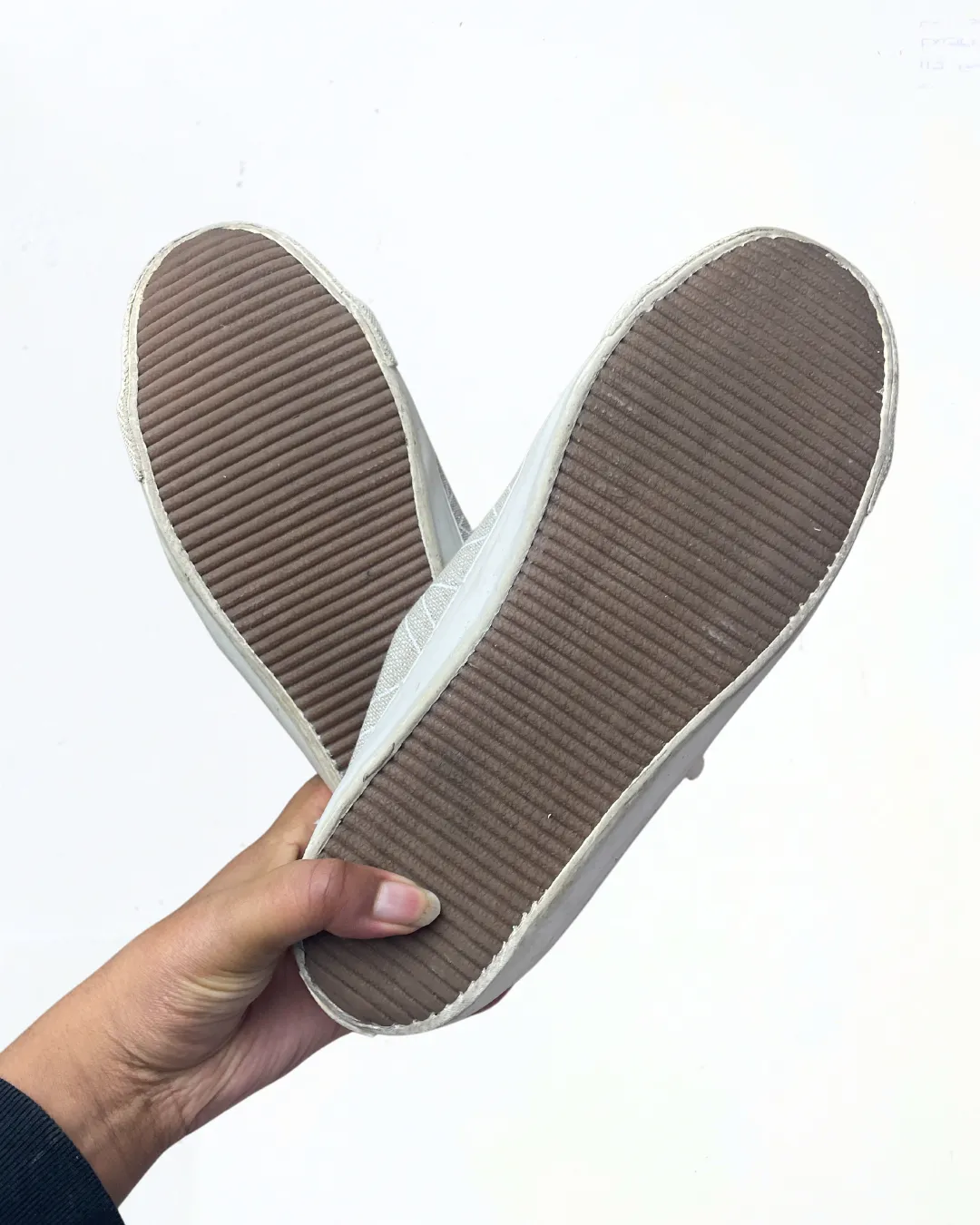 Pozu Silver Sparkle Trainers in Size EU41