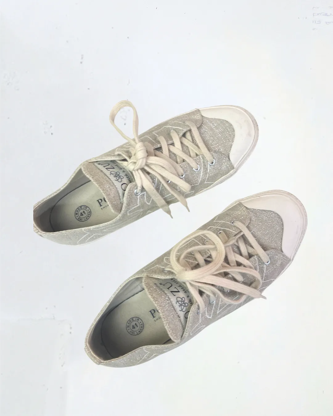 Pozu Silver Sparkle Trainers in Size EU41