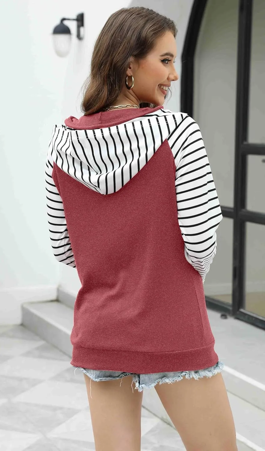 Womens Striped Hoodies Tops Long Sleeve Cowl Neck Casual Pullover Sweatshirts Blouses with Pockets